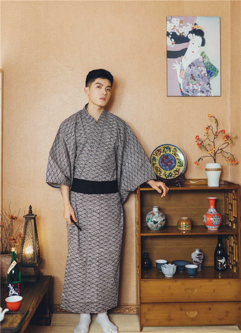 MEN’S TRADITIONAL JAPANESE FULL-SLEEVE KIMONO