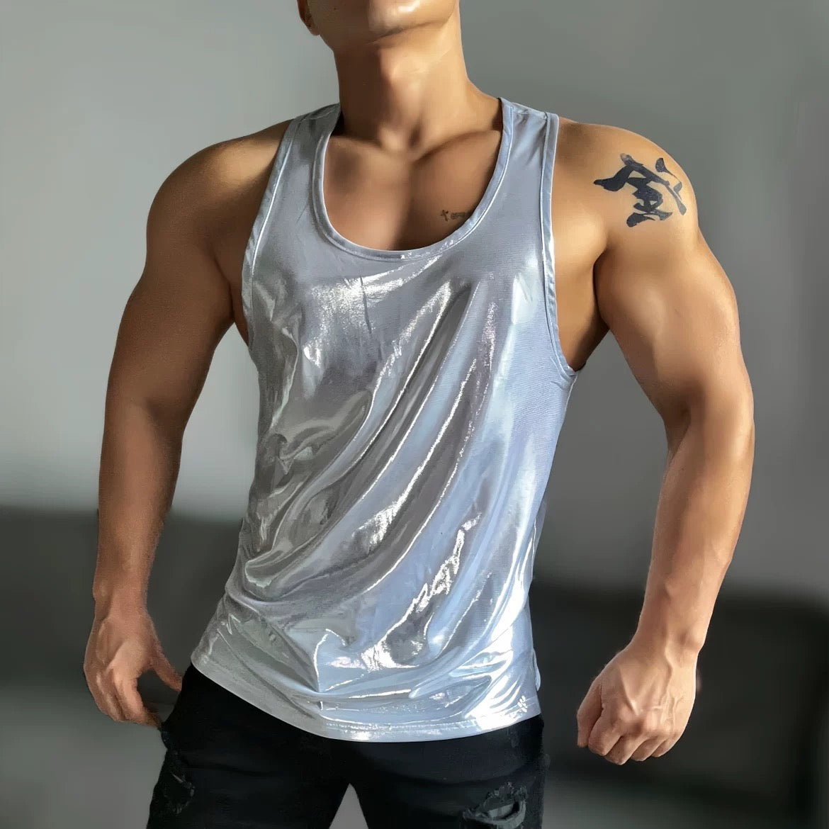 MEN’S LIQUID SILVER TANK TOP