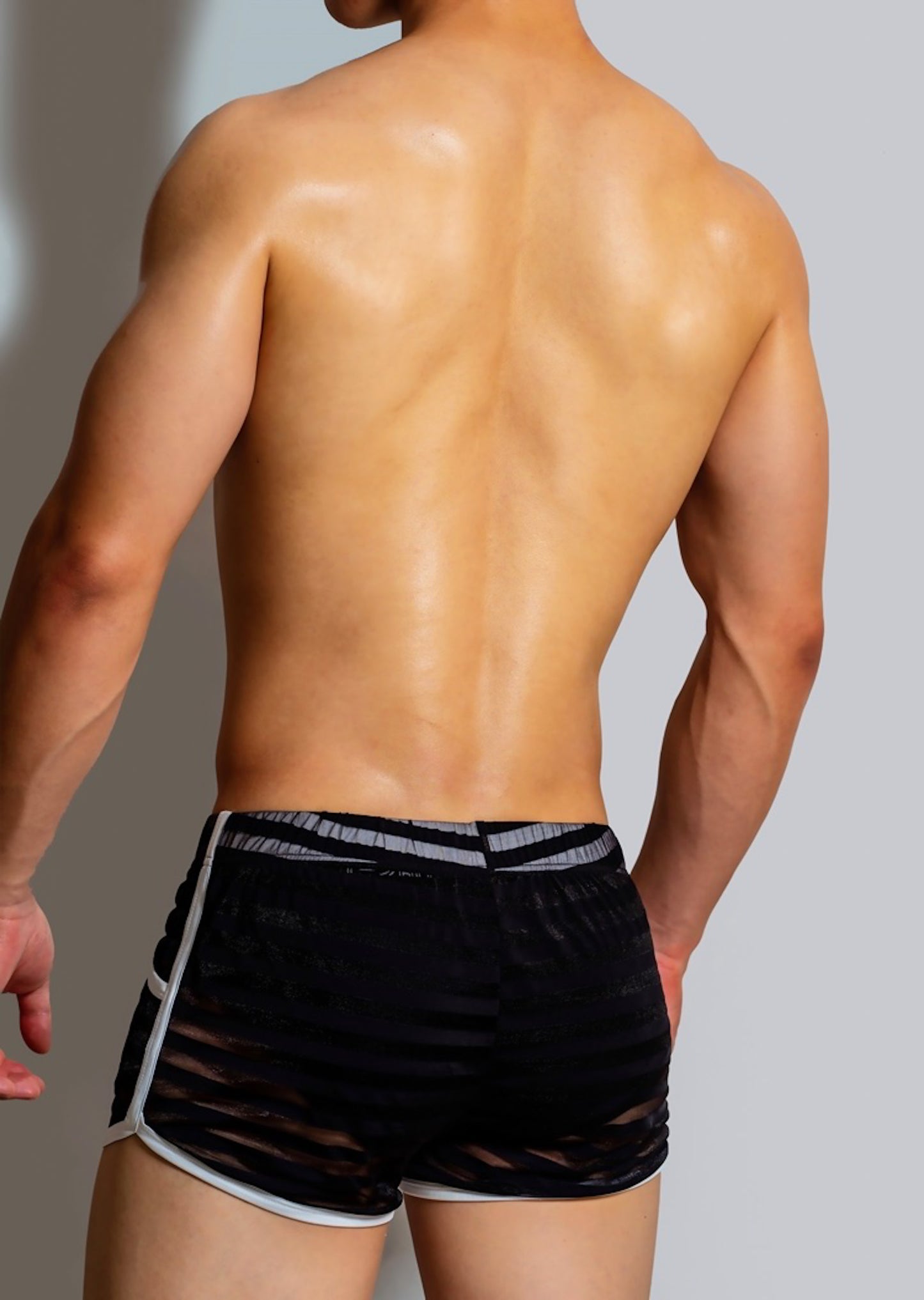 DM MEN’S NYLON MESH SHORTS