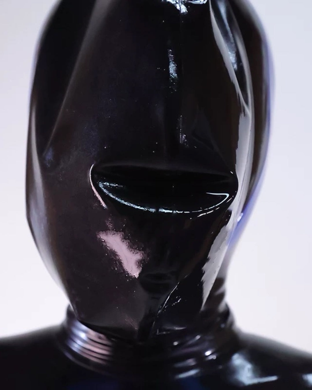 KAMASSTUDIO SUFFOCATION LATEX HOOD