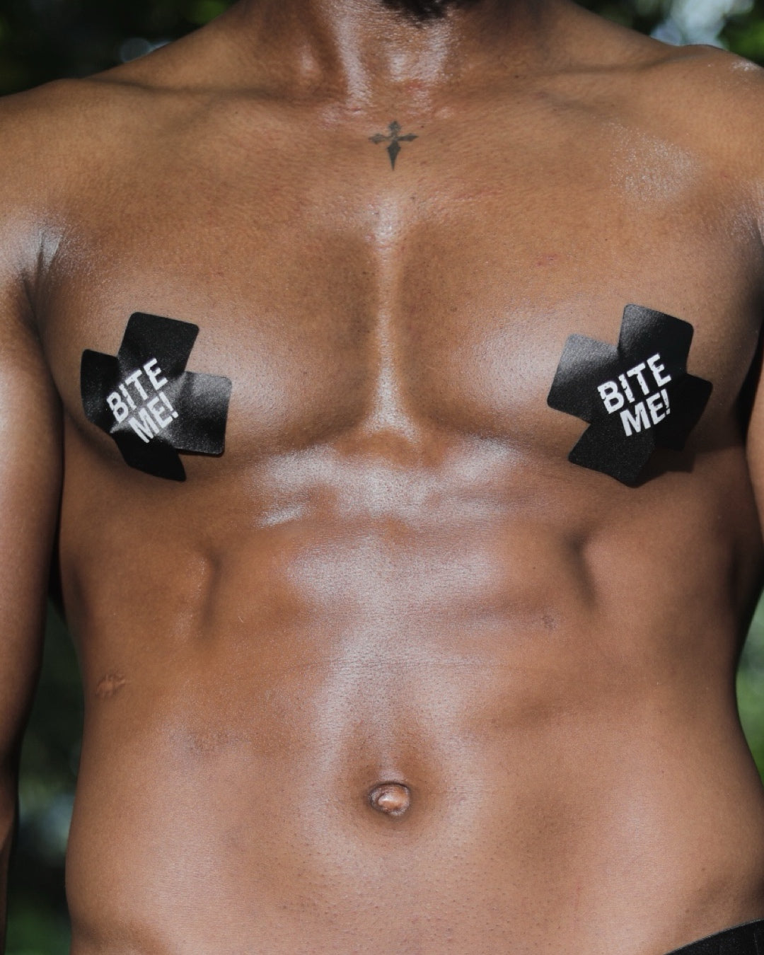 MEN’S NIGHT GLOW NIPPLE STICKERS
