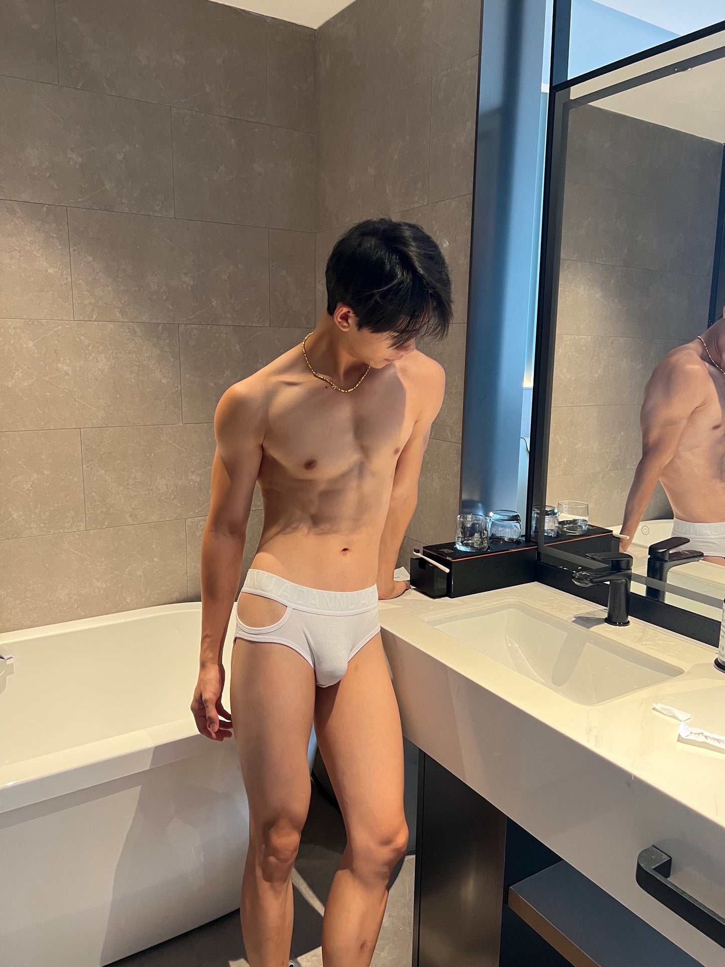 ADANNU SIDE SHOW BRIEFS