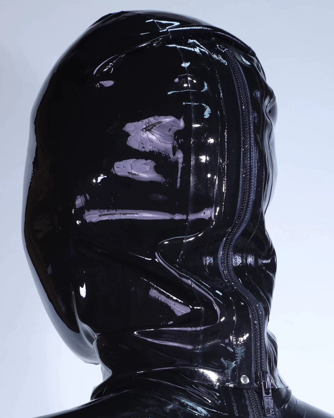 KAMASSTUDIO ECLIPSE LATEX HOOD