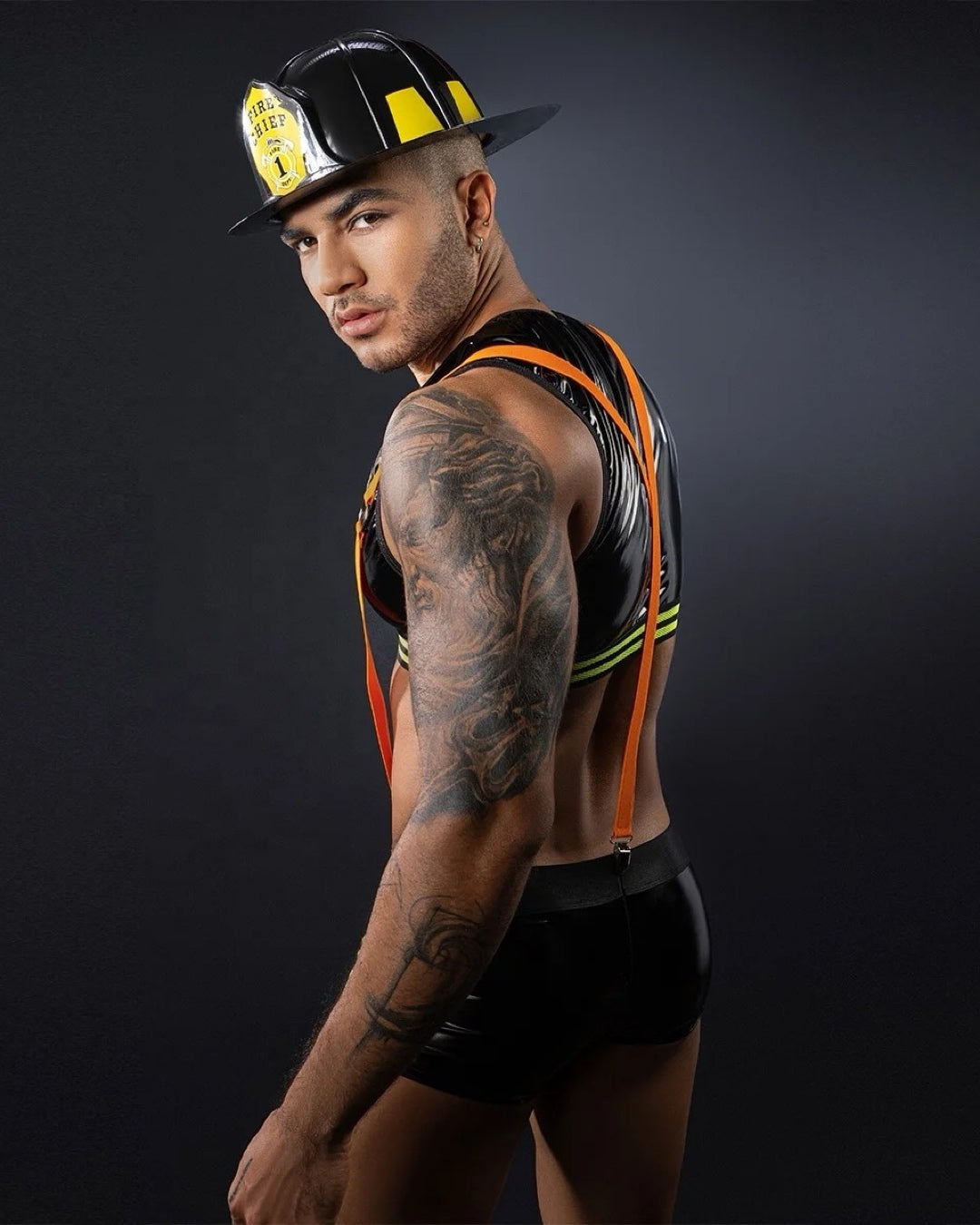 MEN’S FIREMAN FANTASY COSTUME