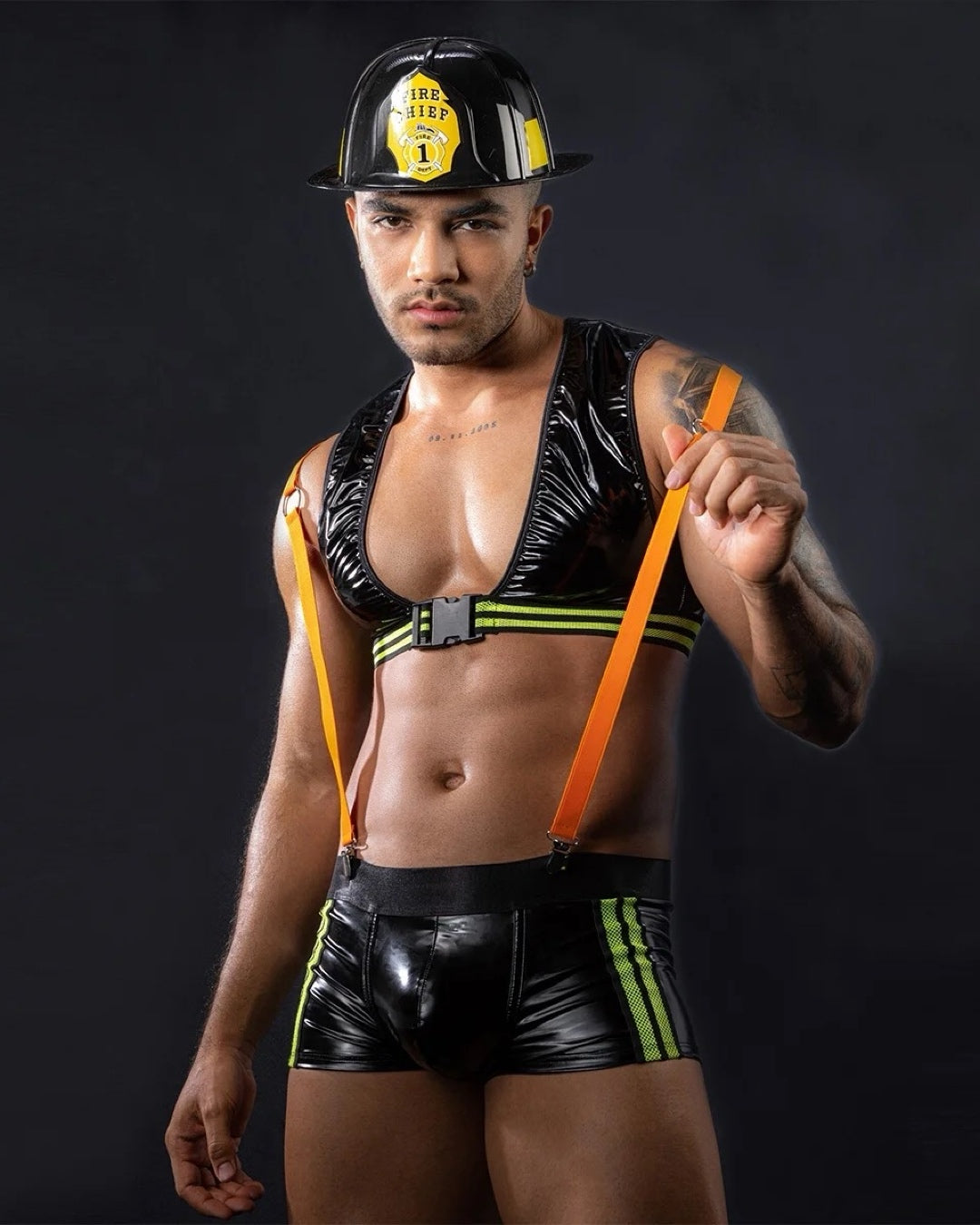 MEN’S FIREMAN FANTASY COSTUME